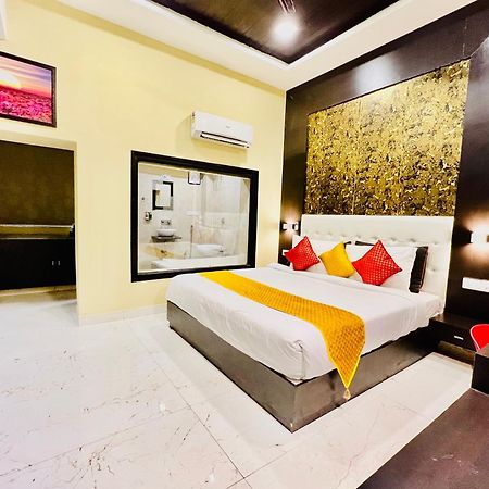Hotel Grand Bhagwat, Udaipur Exterior photo