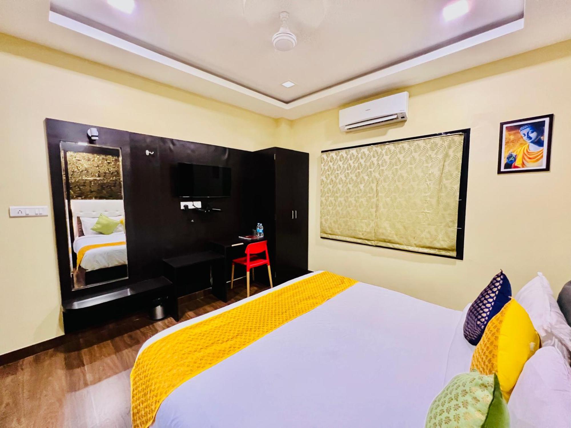 Hotel Grand Bhagwat, Udaipur Exterior photo