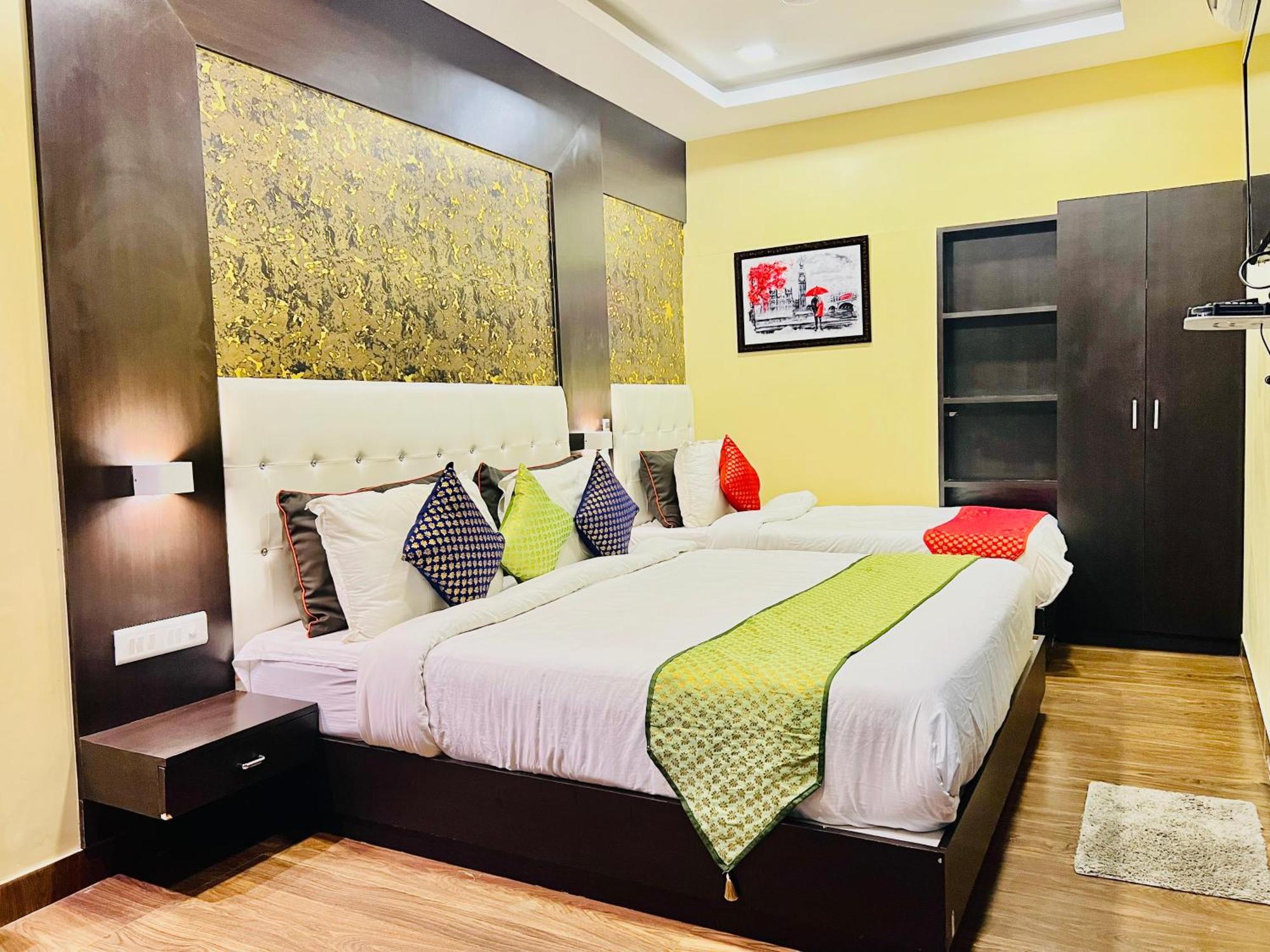 Hotel Grand Bhagwat, Udaipur Exterior photo