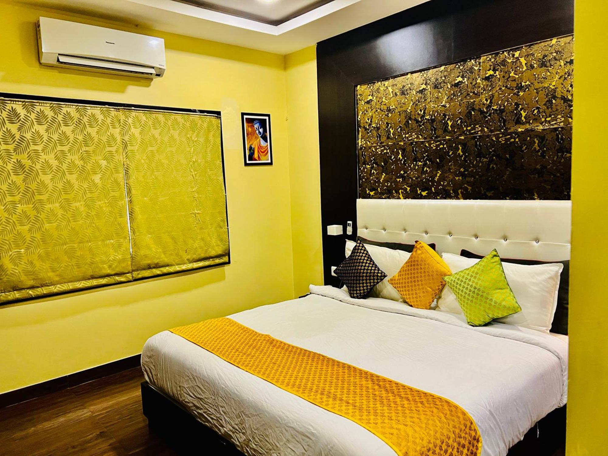 Hotel Grand Bhagwat, Udaipur Exterior photo