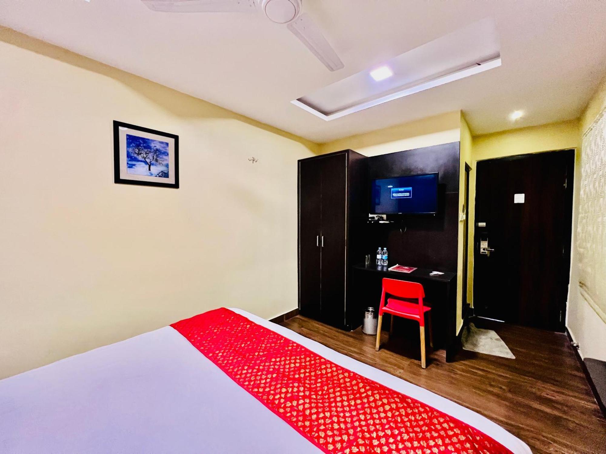 Hotel Grand Bhagwat, Udaipur Exterior photo