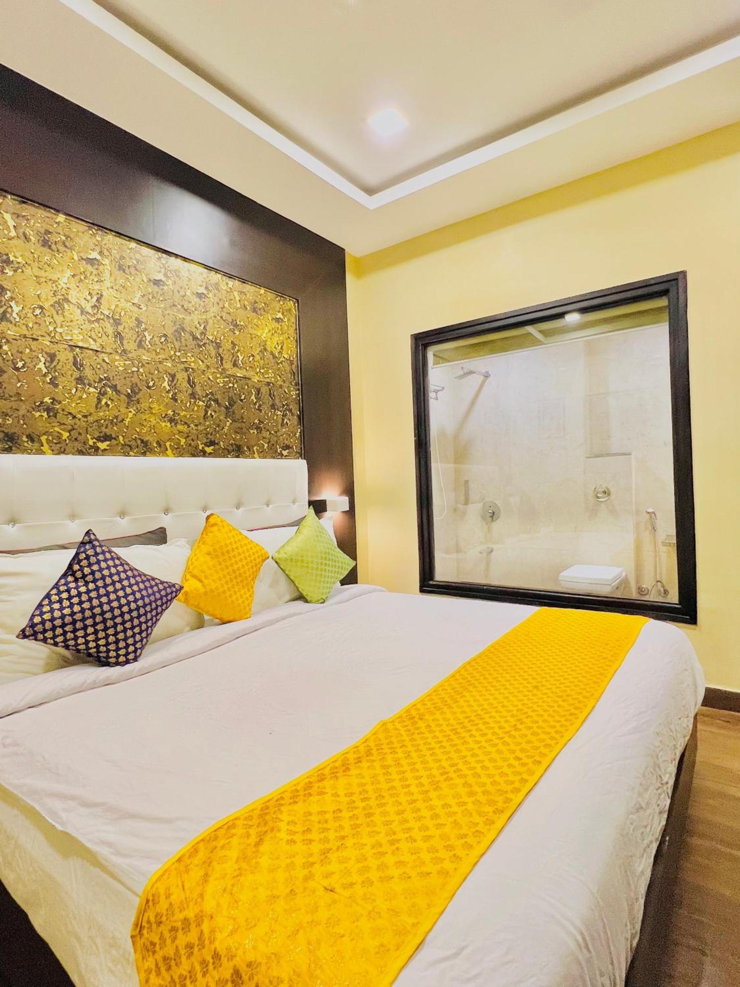 Hotel Grand Bhagwat, Udaipur Exterior photo