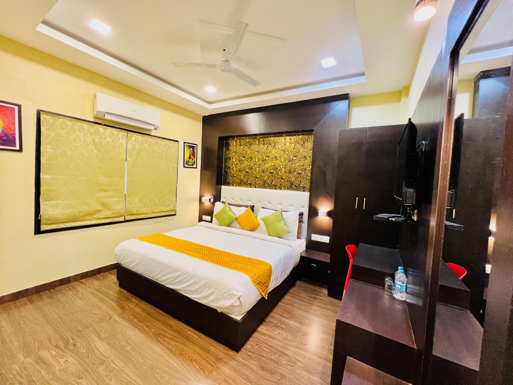 Hotel Grand Bhagwat, Udaipur Exterior photo