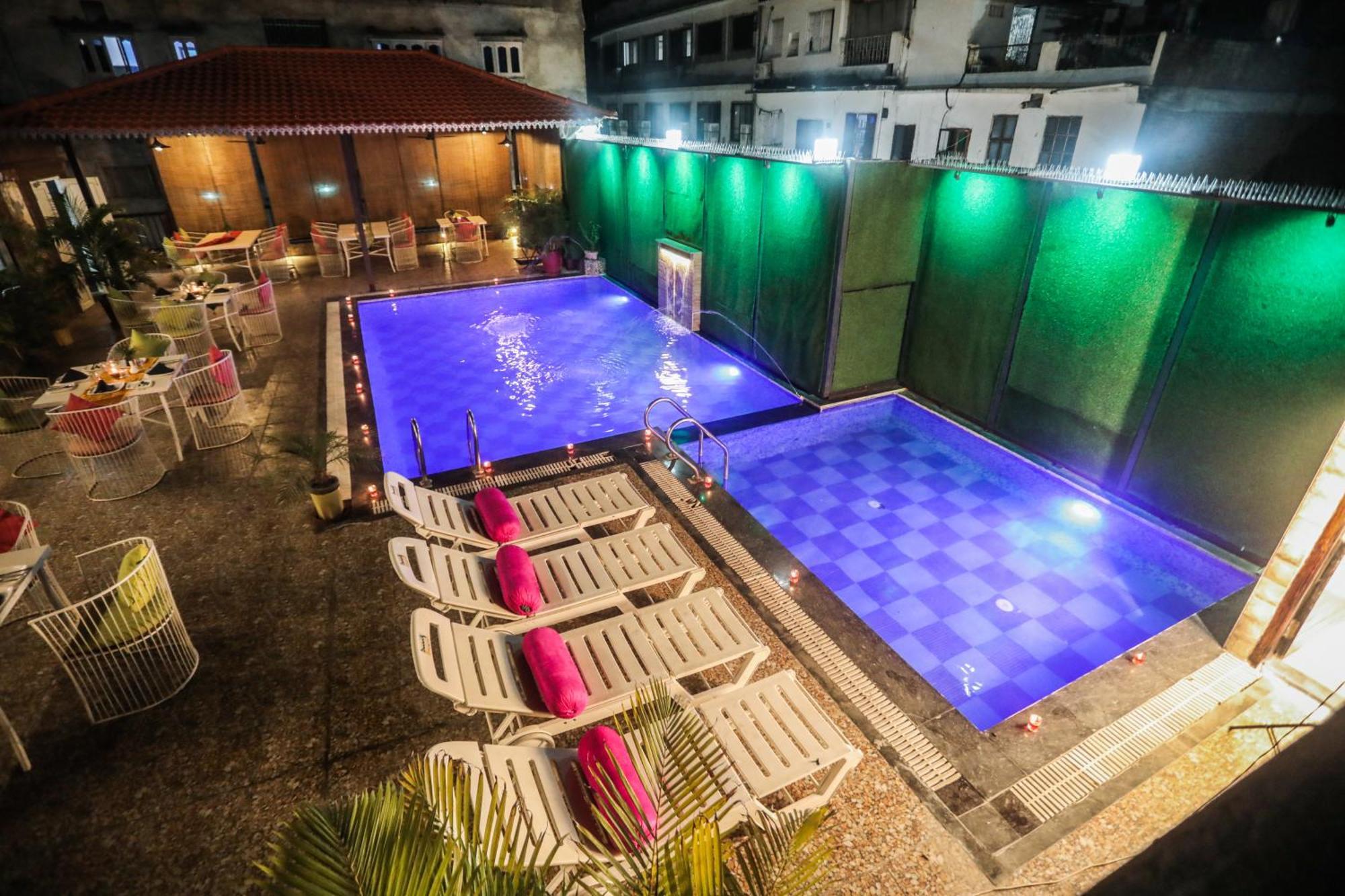 Hotel Grand Bhagwat, Udaipur Exterior photo